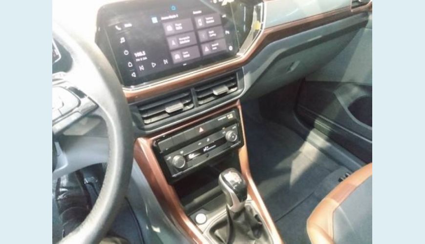VOLKSWAGEN T-CROSS 1.0 200 TSI TOTAL FLEX COMFORTLINE AUT. - VERMELHO - 2021 Foto 5 (Grande)