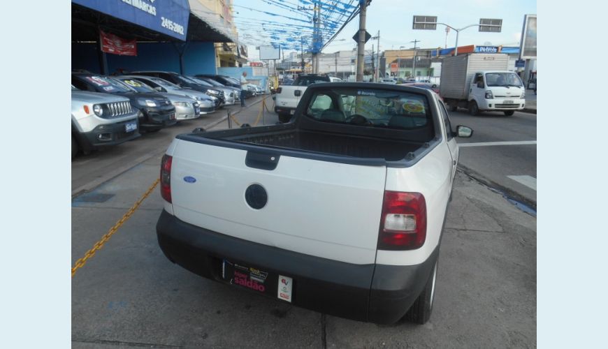 VOLKSWAGEN SAVEIRO 1.6 MI TRENDLINE CS 8V FLEX 2P - BRANCO - 2016 Foto 5 (Grande)