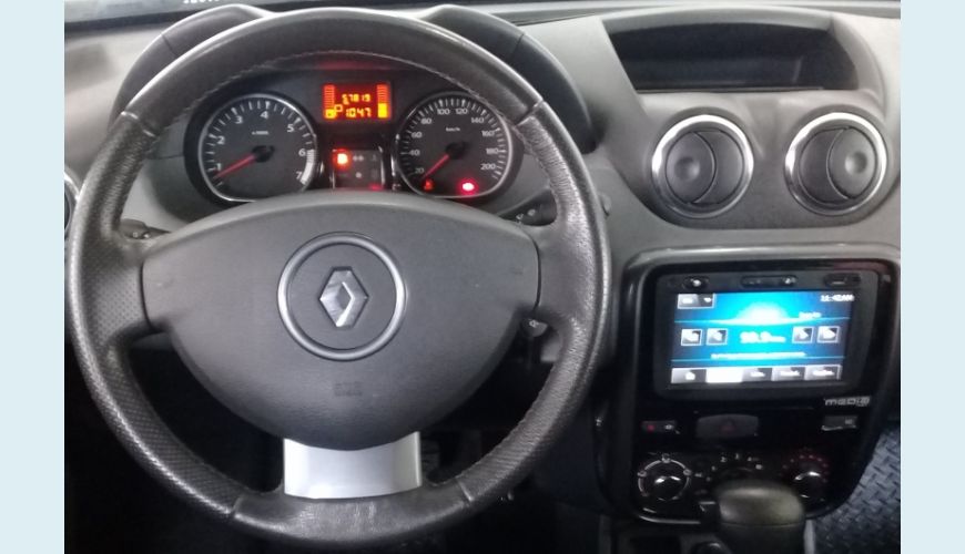 RENAULT DUSTER 2.0 TECH ROAD II 4X2 16V FLEX 4P AUT. - VERDE - 2015 Foto 5 (Grande)