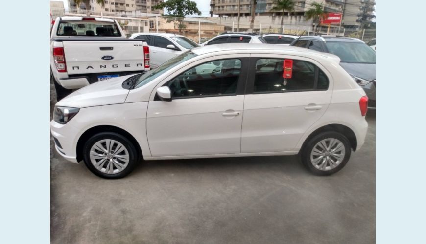 VOLKSWAGEN GOL 1.6 MSI TOTALFLEX 4P - BRANCO - 2019 Foto 5 (Grande)