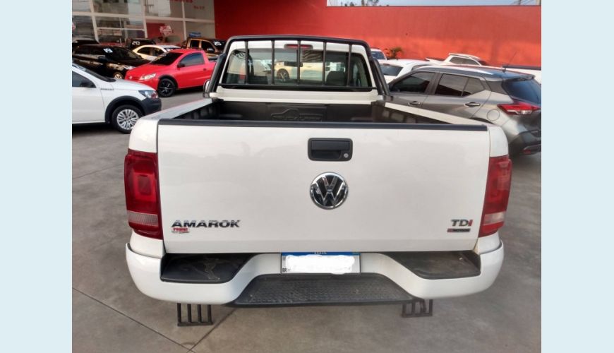 VOLKSWAGEN AMAROK 2.0 S 4X4 CS 16V TURBO INTERCOOLER DIESEL 2P - BRANCO - 2017 Foto 5 (Grande)