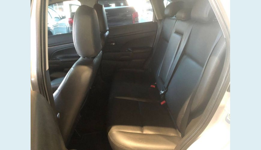MITSUBISHI ASX 2.0 4X2 16V 4P AUT. - PRATA - 2015 Foto 5 (Grande)