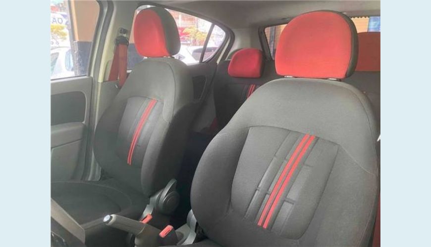 FIAT PALIO 1.6 MPI SPORTING 16V FLEX 4P - PRATA - 2015 Foto 5 (Grande)
