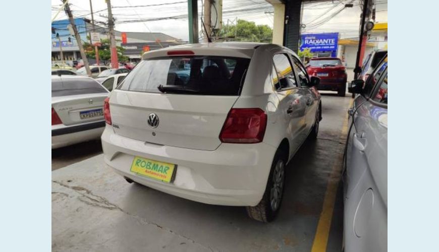 VOLKSWAGEN GOL 1.6 MSI TOTALFLEX 4P - BRANCO - 2020 Foto 5 (Grande)