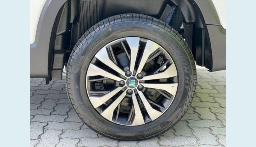 FIAT TORO 2.0 16V TURBO DIESEL VOLCANO 4WD AT9 - BRANCO - 2022 Foto 5 (Grande)