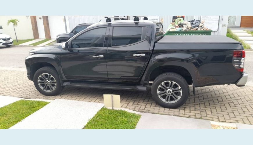 MITSUBISHI L200 TRITON 2.4 16V TURBO DIESEL SPORT HPE-S CD 4P 4X4 AUT. - PRETO - 2021 Foto 5 (Grande)