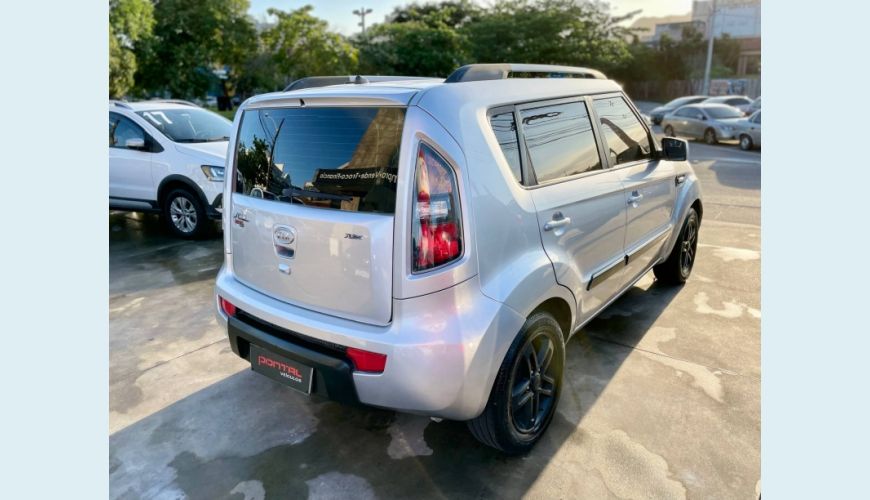 KIA SOUL 1.6 EX 16V FLEX 4P - PRATA - 2011 Foto 5 (Grande)