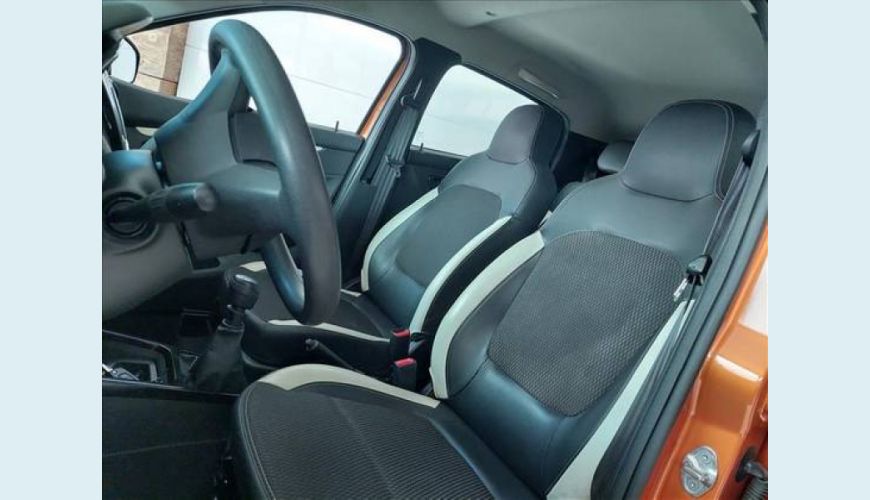 RENAULT KWID 1.0 12V SCE FLEX INTENSE - LARANJA - 2018 Foto 5 (Grande)