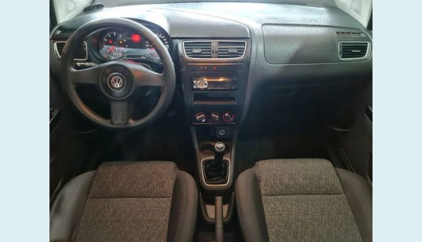 VOLKSWAGEN FOX 1.6 MI 8V FLEX 4P - VERMELHO - 2013 Foto 5 (Grande)