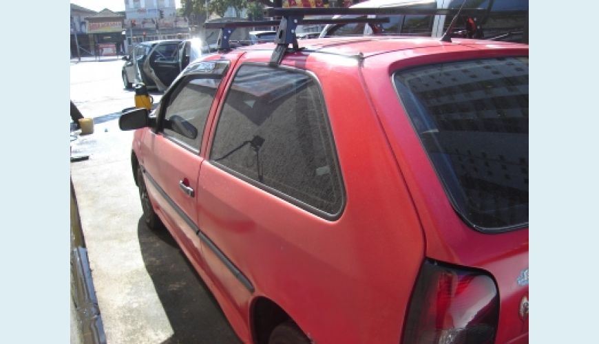 VOLKSWAGEN GOL 1000 MI 16V/ OURO 2P - VERMELHO - 1998 Foto 5 (Grande)