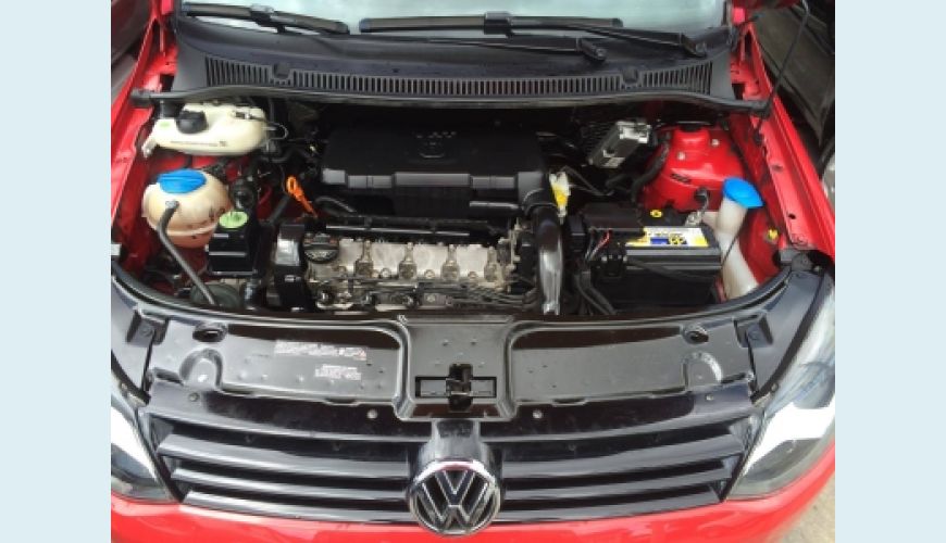 VOLKSWAGEN FOX 1.0 MI TOTAL FLEX 8V 3P - VERMELHO - 2013 Foto 5 (Grande)