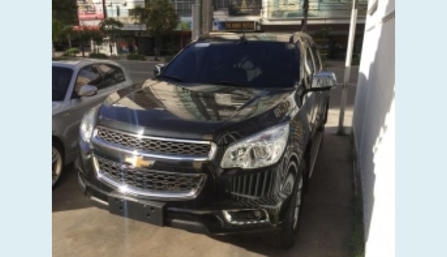 CHEVROLET TRAILBLAZER 2.8 LTZ 4X4 16V TURBO DIESEL 4P AUT. - PRETO - 2014 Foto 6 (Grande)