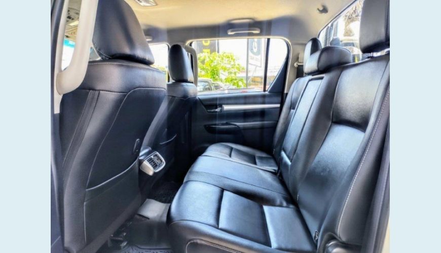 TOYOTA HILUX 2.8 SRV 4X4 CD 16V DIESEL 4P AUT. - BRANCO - 2018 Foto 6 (Grande)