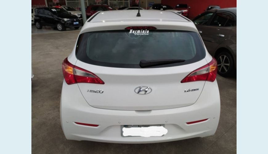 HYUNDAI HB 20 1.6 COMFORT 16V FLEX 4P - BRANCO - 2014 Foto 6 (Grande)
