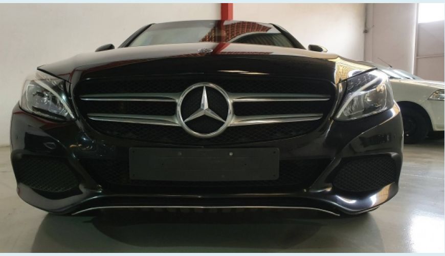 MERCEDES-BENZ C 180 1.6 CGI FLEX EXCLUSIVE 7G-TRONIC - PRETO - 2016 Foto 6 (Grande)