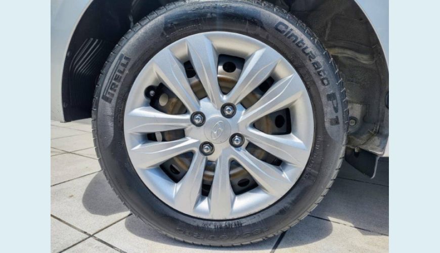 HYUNDAI HB 20 1.0 COMFORT PLUS 12V FLEX 4P - PRATA - 2019 Foto 6 (Grande)