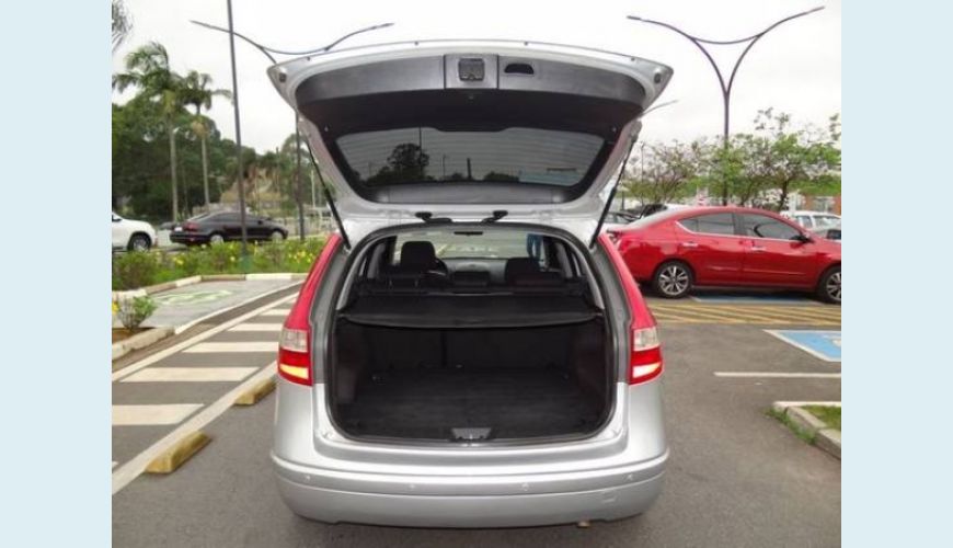 HYUNDAI I30 2.0 MPI 16V 4P AUT. - PRATA - 2011 Foto 6 (Grande)