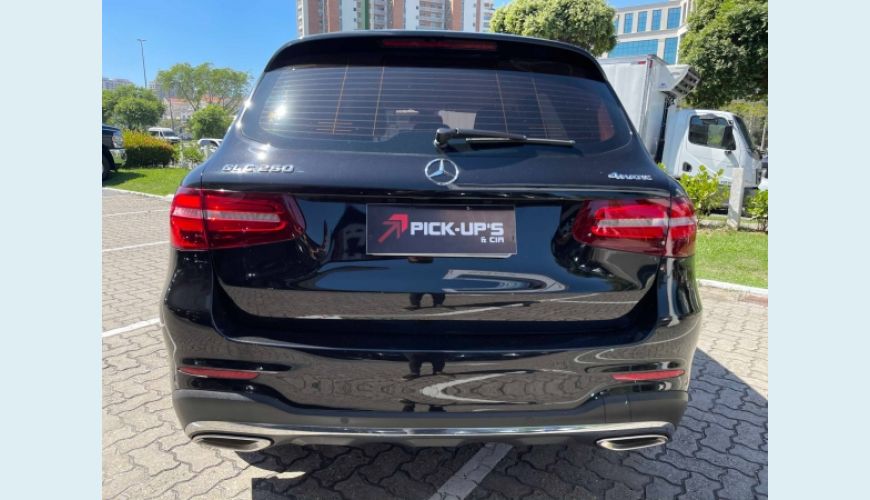 MERCEDES-BENZ GLC 250 2.0 CGI HIGHWAY 4MATIC 9G-TRONIC - PRETO - 2019 Foto 6 (Grande)