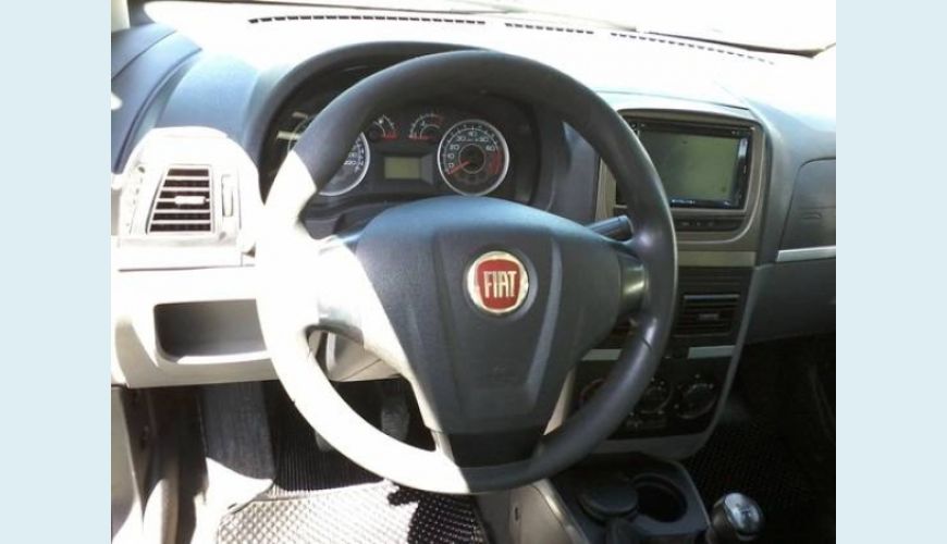 FIAT IDEA 1.6 MPI ESSENCE 16V FLEX 4P - CINZA - 2013 Foto 6 (Grande)