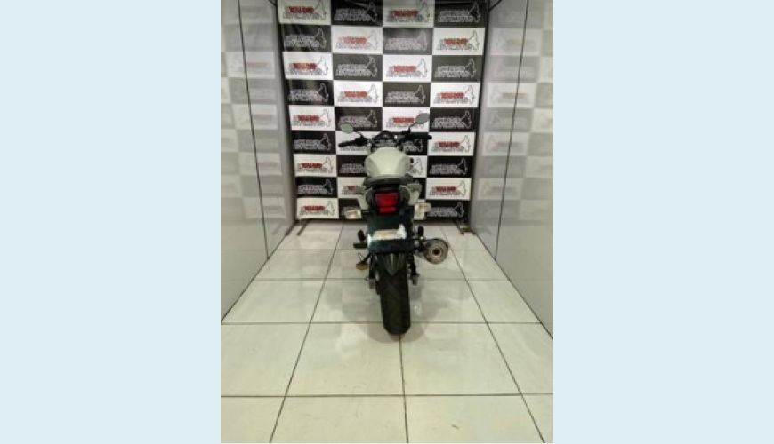 HONDA CB 300R STREET - BRANCO - 2012 Foto 6 (Grande)