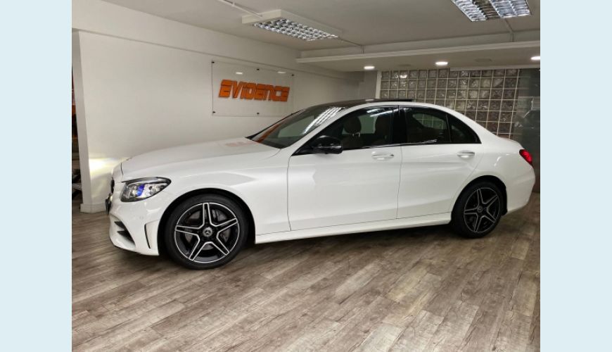 MERCEDES-BENZ C 300 2.0 CGI SPORT 9G-TRONIC - BRANCO - 2020 Foto 6 (Grande)