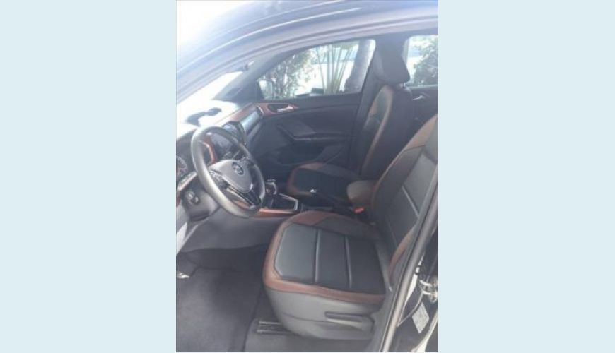 VOLKSWAGEN T-CROSS 1.0 200 TSI TOTAL FLEX COMFORTLINE AUT. - PRETO - 2020 Foto 6 (Grande)