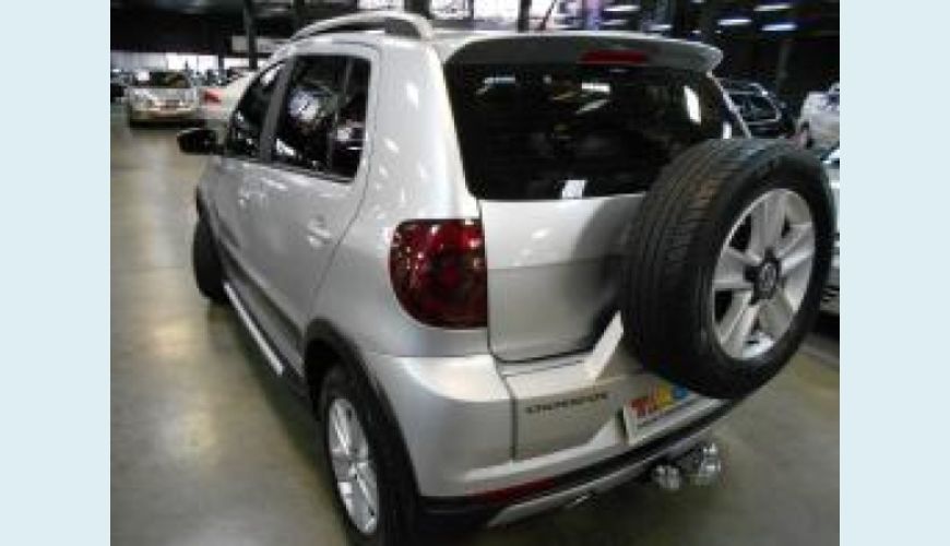 VOLKSWAGEN CROSSFOX 1.6 MI 8V TOTAL FLEX 4P - PRATA - 2010 Foto 6 (Grande)