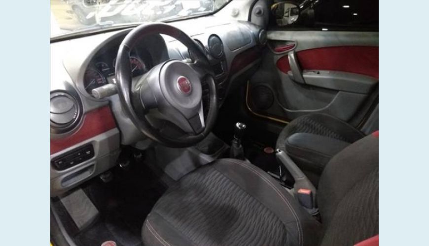 FIAT PALIO 1.6 MPI SPORTING 16V FLEX 4P - AMARELO - 2013 Foto 6 (Grande)