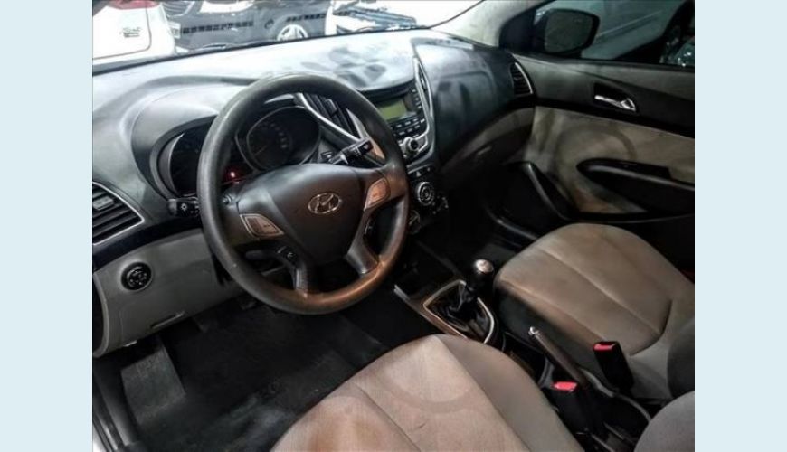 HYUNDAI HB 20S 1.0 COMFORT STYLE 12V FLEX 4P - PRATA - 2015 Foto 6 (Grande)