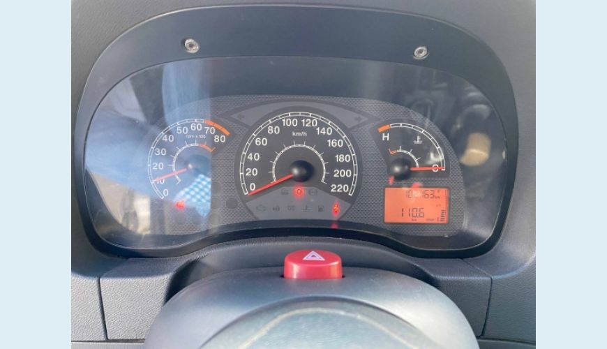 FIAT PALIO 1.4 MPI TREKKING WEEKEND 8V FLEX 4P - PRATA - 2009 Foto 6 (Grande)