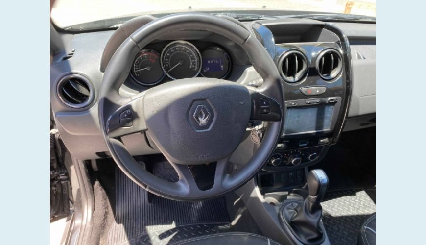 RENAULT DUSTER OROCH 2.0 16V FLEX DYNAMIQUE 4P AUT. - PRETO - 2017 Foto 6 (Grande)