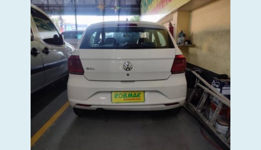 VOLKSWAGEN GOL 1.0 12V MPI TOTALFLEX TRENDLINE 4P - BRANCO - 2017 Foto 6 (Grande)