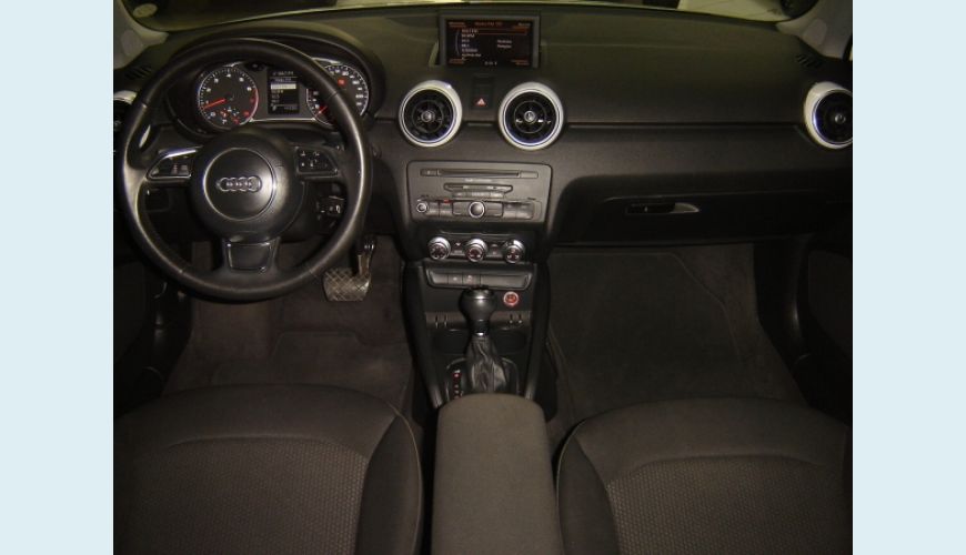 AUDI A1 1.4 TFSI ATTRACTION 16V 122CV 2P AUT. - BRANCO - 2011 Foto 6 (Grande)