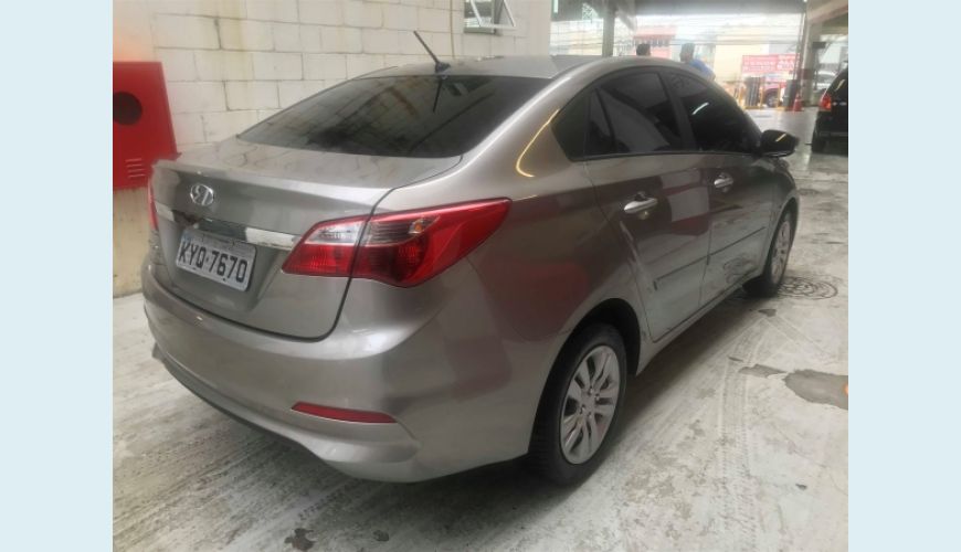 HYUNDAI HB 20S 1.0 COMFORT PLUS 12V FLEX 4P - PRATA - 2018 Foto 6 (Grande)