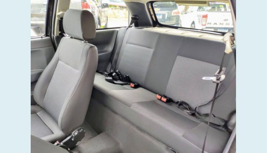 VOLKSWAGEN GOL 1.0 MI 8V FLEX 2P G.IV - PRETO - 2013 Foto 6 (Grande)