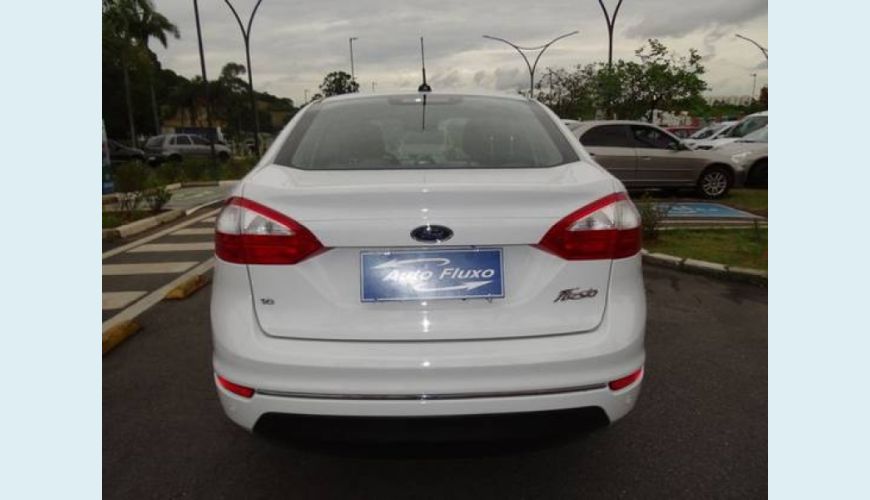 FORD FIESTA 1.6 SEL SEDAN 16V FLEX 4P POWERSHIFT - BRANCO - 2017 Foto 6 (Grande)