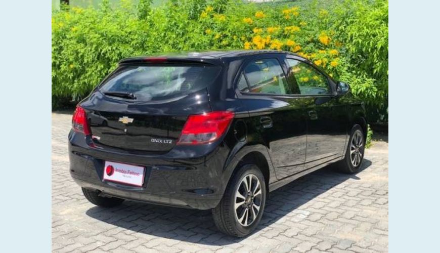 CHEVROLET ONIX 1.4 MPFI LTZ 8V FLEX 4P AUT. - PRETO - 2016 Foto 6 (Grande)