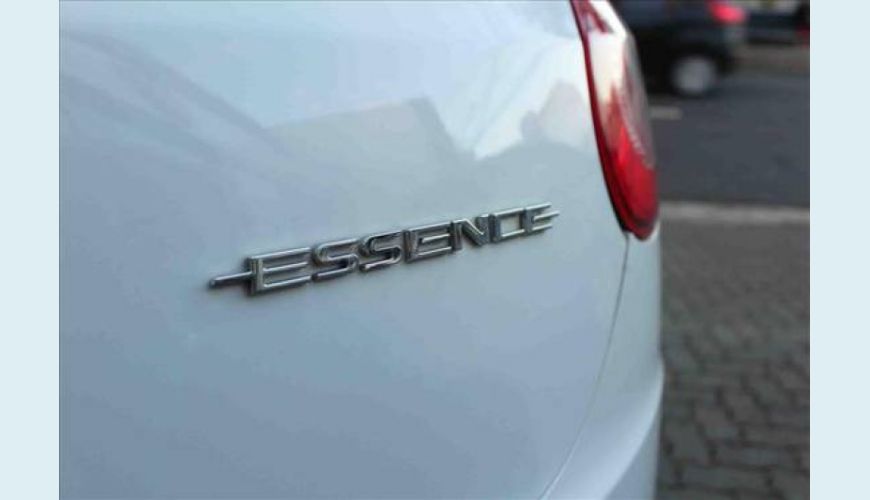 FIAT BRAVO 1.8 ESSENCE 16V FLEX 4P AUT. - BRANCO - 2013 Foto 6 (Grande)