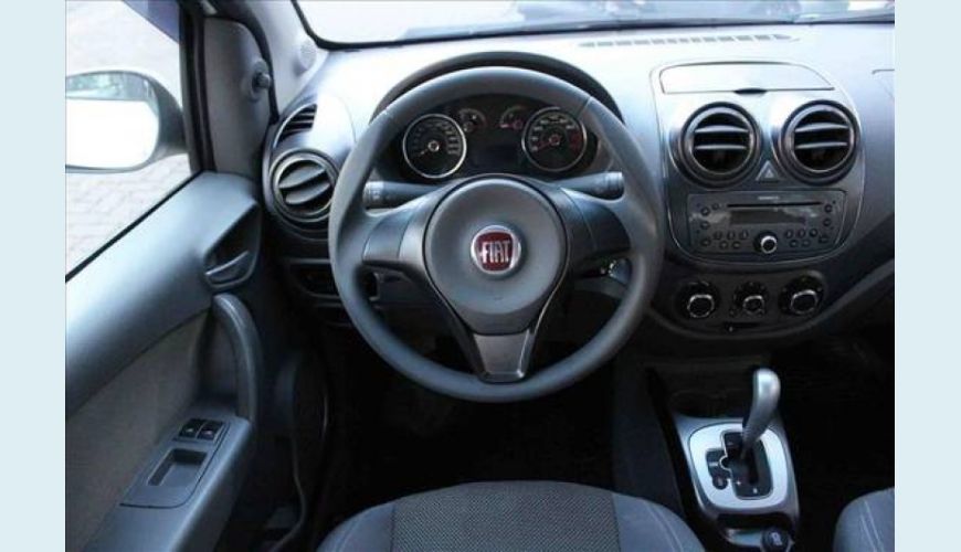 FIAT PALIO 1.6 MPI ESSENCE 16V FLEX 4P AUT. - BRANCO - 2015 Foto 6 (Grande)