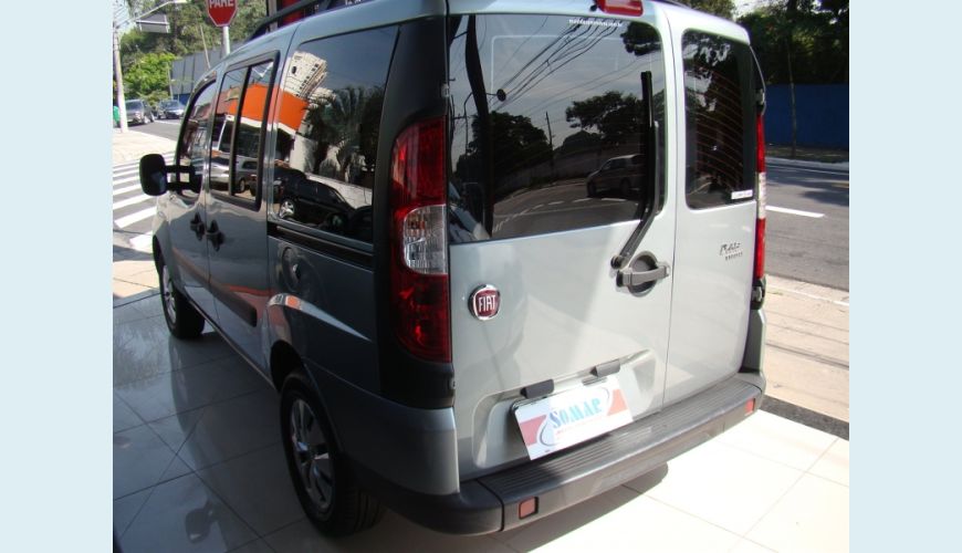 FIAT DOBLO 1.8 MPI ESSENCE 16V FLEX 4P - CINZA - 2015 Foto 6 (Grande)