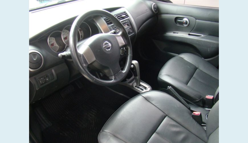 NISSAN LIVINA 1.8 SL X-GEAR 16V FLEX 4P AUT. - CINZA - 2013 Foto 6 (Grande)