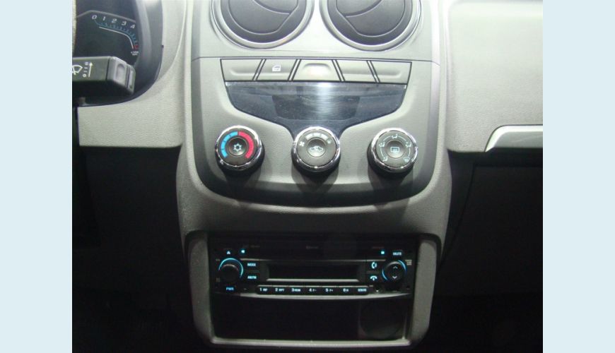 CHEVROLET AGILE 1.4 MPFI LTZ 8V FLEX 4P AUT. - PRETO - 2013 Foto 6 (Grande)