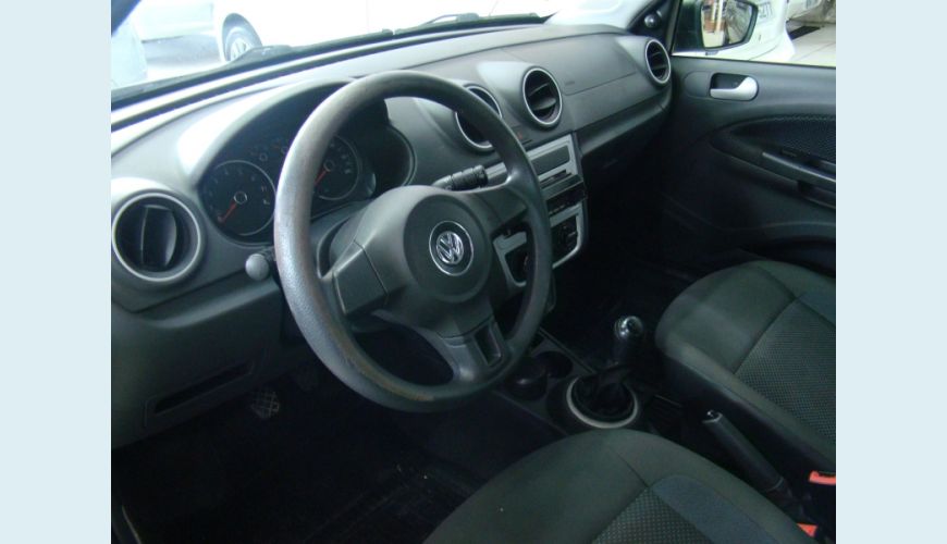 VOLKSWAGEN VOYAGE 1.6 MI TRENDLINE 8V FLEX 4P - AZUL - 2015 Foto 6 (Grande)