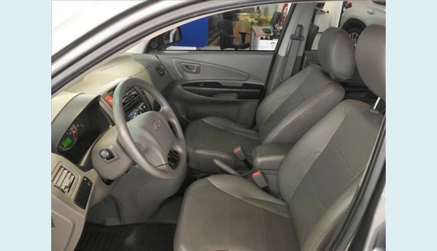 HYUNDAI TUCSON 2.0 MPFI GLS 16V 143CV 2WD FLEX 4P AUT. - CINZA - 2017 Foto 6 (Grande)