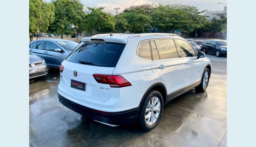 VOLKSWAGEN TIGUAN 1.4 250 TSI TOTAL FLEX ALLSPACE COMFORTLINE TIPTRONIC - BRANCO - 2018 Foto 6 (Grande)