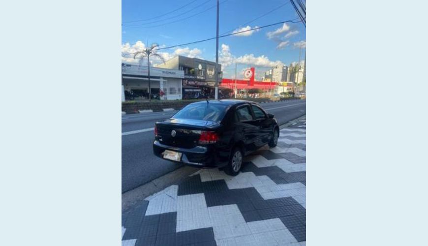 VOLKSWAGEN VOYAGE 1.6 MI TREND 8V FLEX 4P - PRETO - 2013 Foto 6 (Grande)