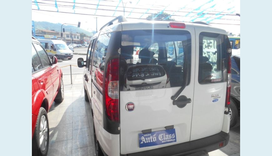FIAT DOBLO 1.8 MPI ESSENCE 16V FLEX 4P - BRANCO - 2017 Foto 6 (Grande)