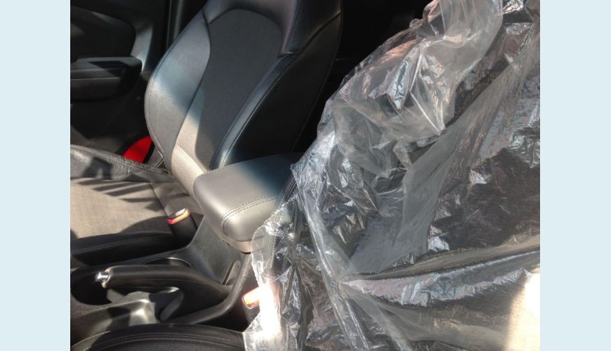 HYUNDAI IX35 2.0 MPFI GLS 4X2 16V 4P AUT. - PRETO - 2011 Foto 6 (Grande)