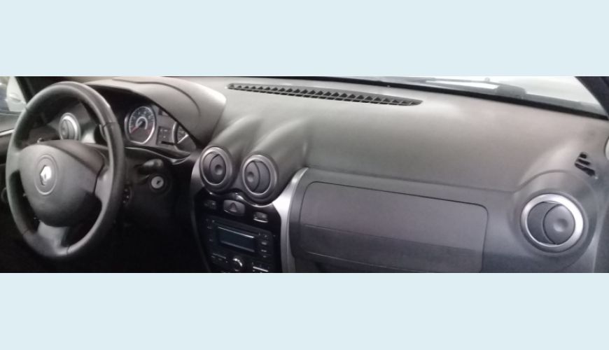 RENAULT LOGAN 1.6 EXPRESSION 8V FLEX 4P - PRATA - 2012 Foto 6 (Grande)