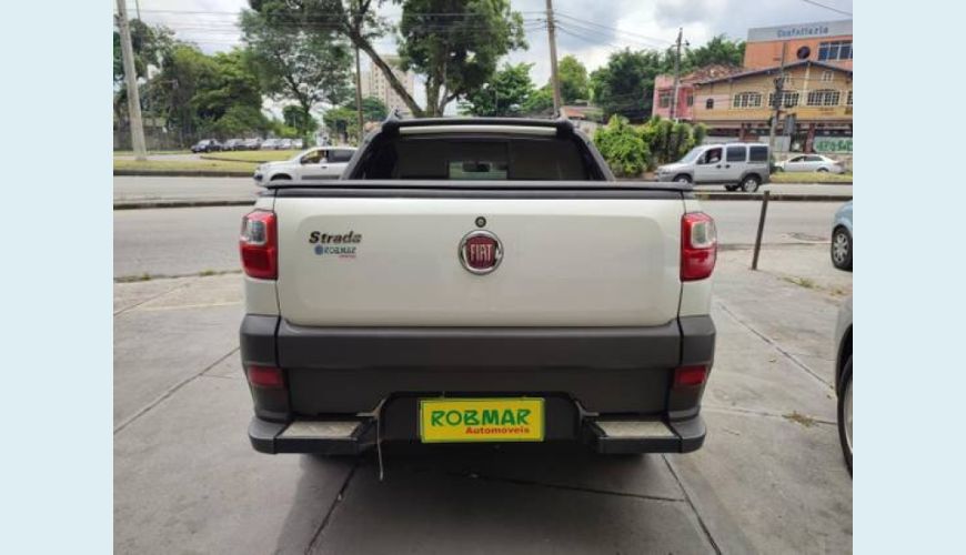 FIAT STRADA 1.4 MPI HARD WORKING CD 8V FLEX 3P - BRANCO - 2020 Foto 6 (Grande)